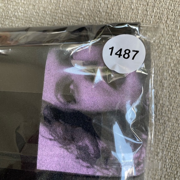 Taylor Swift Top Women’s 2X Eras Tour Merch - Picture 7 of 7